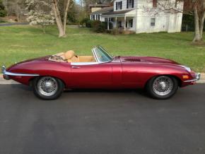 Jaguar E-Type photo