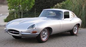 Jaguar E-Type photo