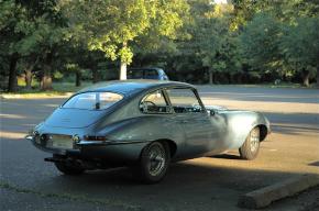 Jaguar E-Type photo