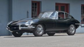 Jaguar E-Type photo