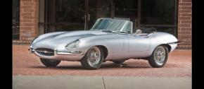 Jaguar E-Type photo