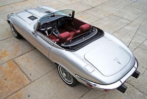 Jaguar E-Type photo